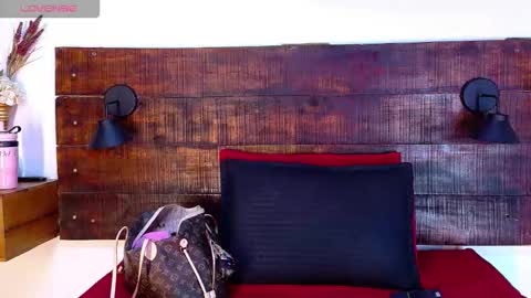    online show from February 21, 10:16 am