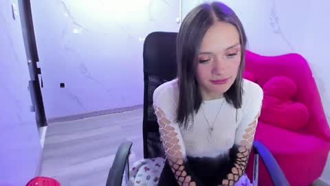 tammy_thompson_ online show from April 10, 4:57 pm