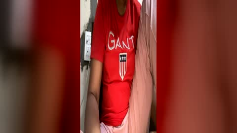 taniya_roy4628 online show from June 24, 3:16 am