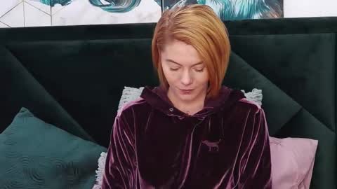 tanyaGrey online show from March 7, 9:18 am