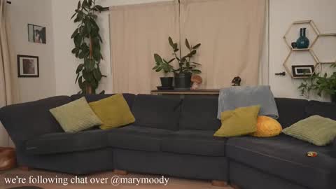 Lilith Eden  sometimes Eve online show from December 20, 12:58 am