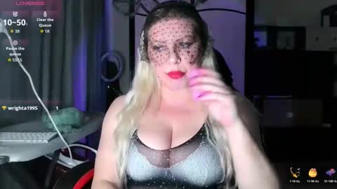 Tasha  Moon online show from October 31, 5:17 pm