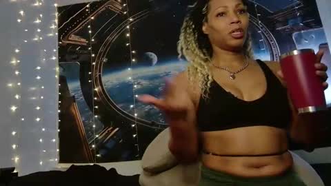 Ms Toni online show from December 2, 3:25 pm