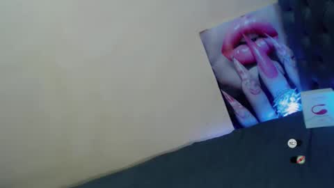 Snapshot of tastefully_yours chatting on September 24, 9:25 pm Goddess Lendy 3 online show from September 24, 9:25 pm