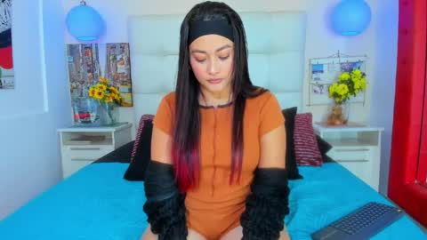 --- Tatiana  --- online show from April 16, 9:39 pm