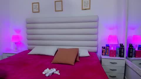 tatiana_arboleda online show from November 27, 2:58 am