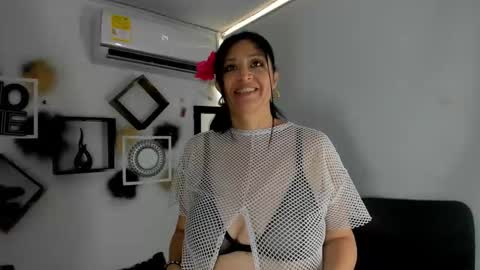 tatiana_sofiaa online show from February 4, 3:04 pm