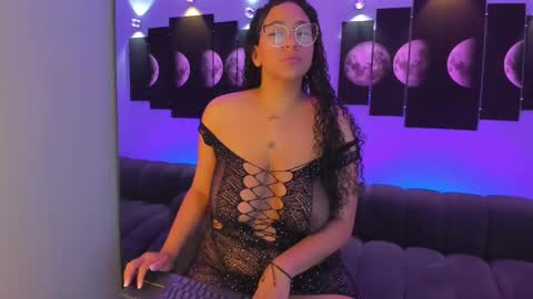 Tati online show from February 23, 3:39 am