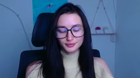 Taya online show from December 16, 6:30 am