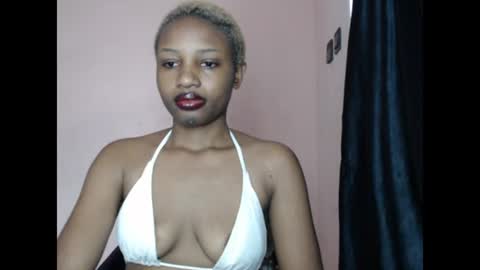 teasexkitty online show from July 6, 3:25 pm