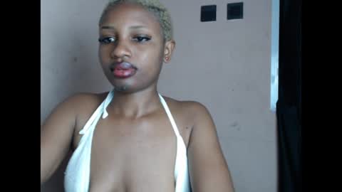 teasexkitty online show from June 17, 11:50 pm