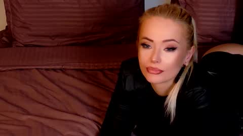 teasingjulianna online show from October 26, 5:52 pm