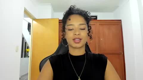 Snapshot of teles10 chatting on February 18, 1:10 am Teles2023 online show from February 18, 1:10 am