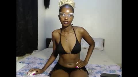 tempting_vibe online show from April 20, 6:11 pm