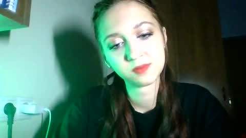 temptingvision online show from March 5, 8:44 pm