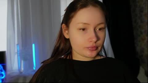 tendre_amelia online show from June 5, 11:05 am