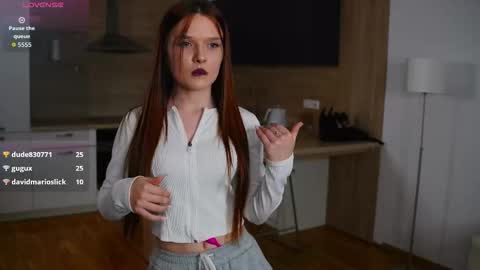 Emily online show from October 18, 6:21 pm
