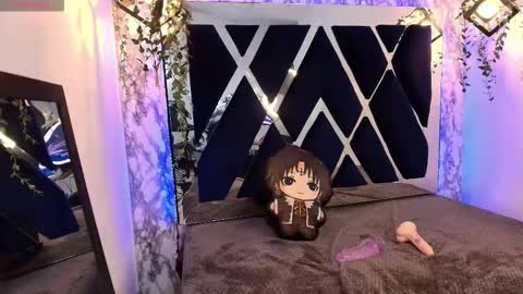 Terra Elowen online show from December 4, 11:56 am