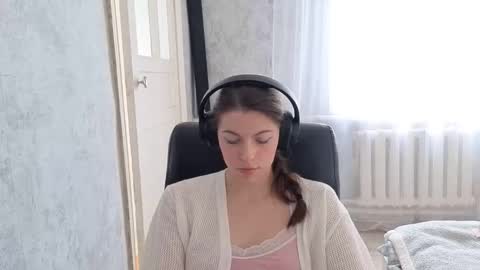 Anny Simpson online show from November 6, 6:08 am