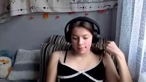 Anny Simpson online show from November 20, 6:03 am