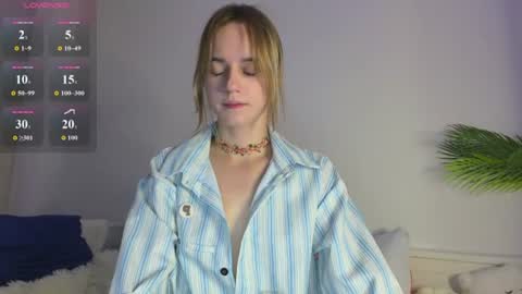 tessa_shy_ online show from June 25, 6:09 pm