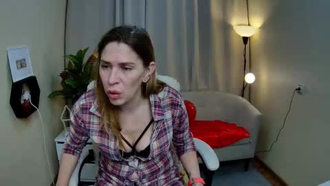 tessadaybreak online show from February 22, 8:15 am