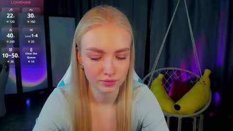 TessaHamilton online show from February 2, 12:37 pm