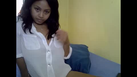 tessmia online show from April 14, 8:03 am