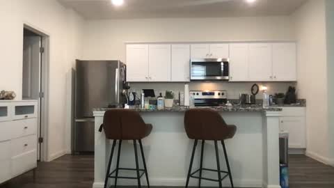 Daphne Summers online show from November 9, 4:25 pm