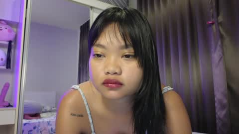 AbbieThai  online show from December 9, 1:02 pm