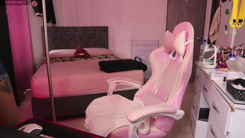 Dany online show from February 7, 8:10 pm