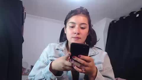   online show from September 10, 3:45 pm