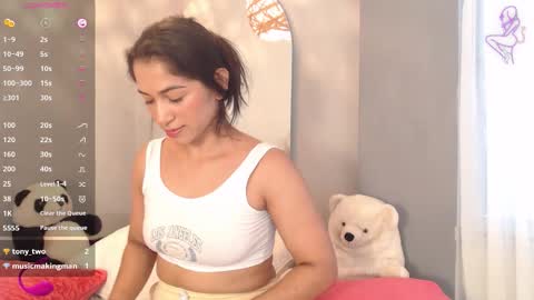 THAYSSA ROSS online show from November 6, 7:53 pm