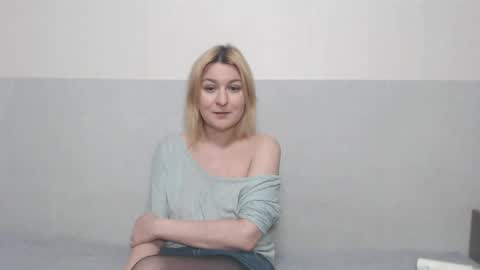 Snapshot of the_basic_instinctt chatting on January 27, 10:16 pm Eva online show from January 27, 10:16 pm