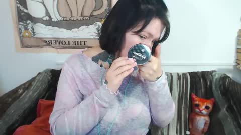 the_ice_woman online show from September 30, 2:17 am