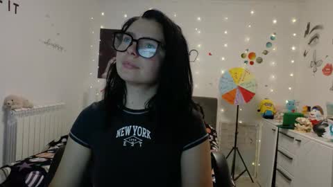 TheFarmergirl online show from October 17, 4:16 am