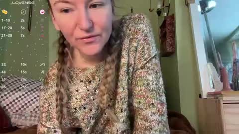 Snapshot of thefoxglovefairy chatting on January 11, 4:14 pm Fae online show from January 11, 4:14 pm