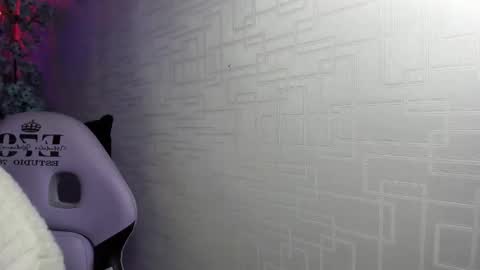 Theia  online show from December 20, 12:42 pm