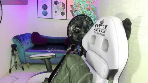 Theia  online show from December 18, 12:32 pm