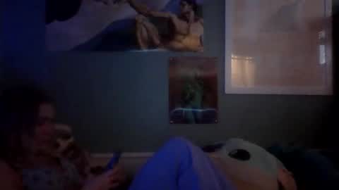 Little Bambii online show from December 19, 3:40 am