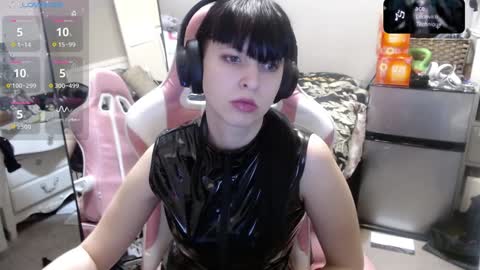   A Goth Chick   online show from January 19, 8:51 pm