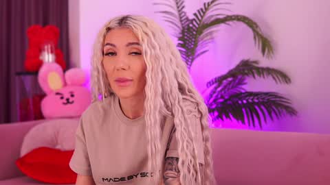 Deea  online show from January 4, 3:07 pm