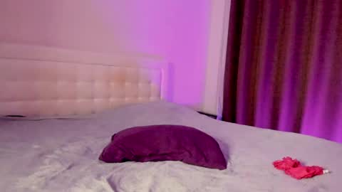 Theresa online show from May 8, 12:47 am