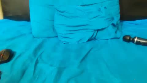 theshybaddie online show from September 16, 8:00 am