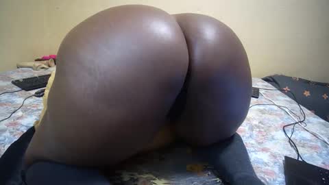 thick_sweet_ass online show from November 4, 2:38 am