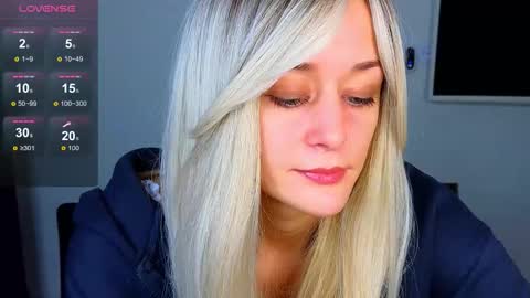 thief_of_hearts_ online show from October 27, 9:42 pm