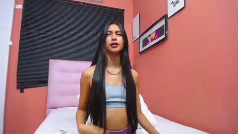 Eva  online show from February 13, 7:52 pm