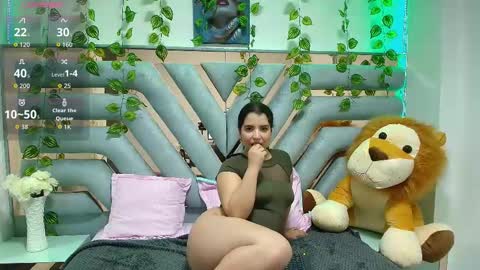 tiana_prince online show from March 7, 1:23 am