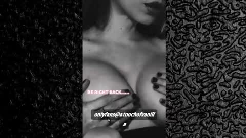 TIANNA online show from February 4, 1:45 am