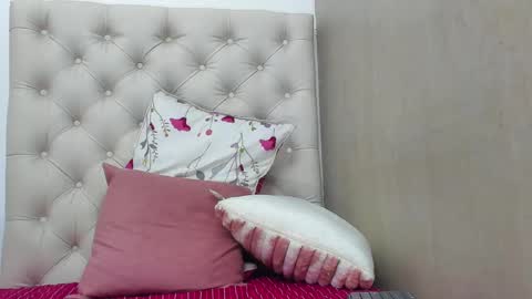    online show from December 9, 1:45 pm